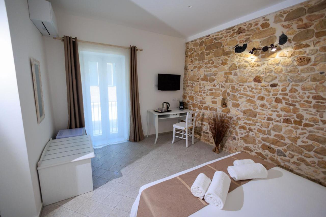 Miramare Rooms B&B Avola Exterior photo